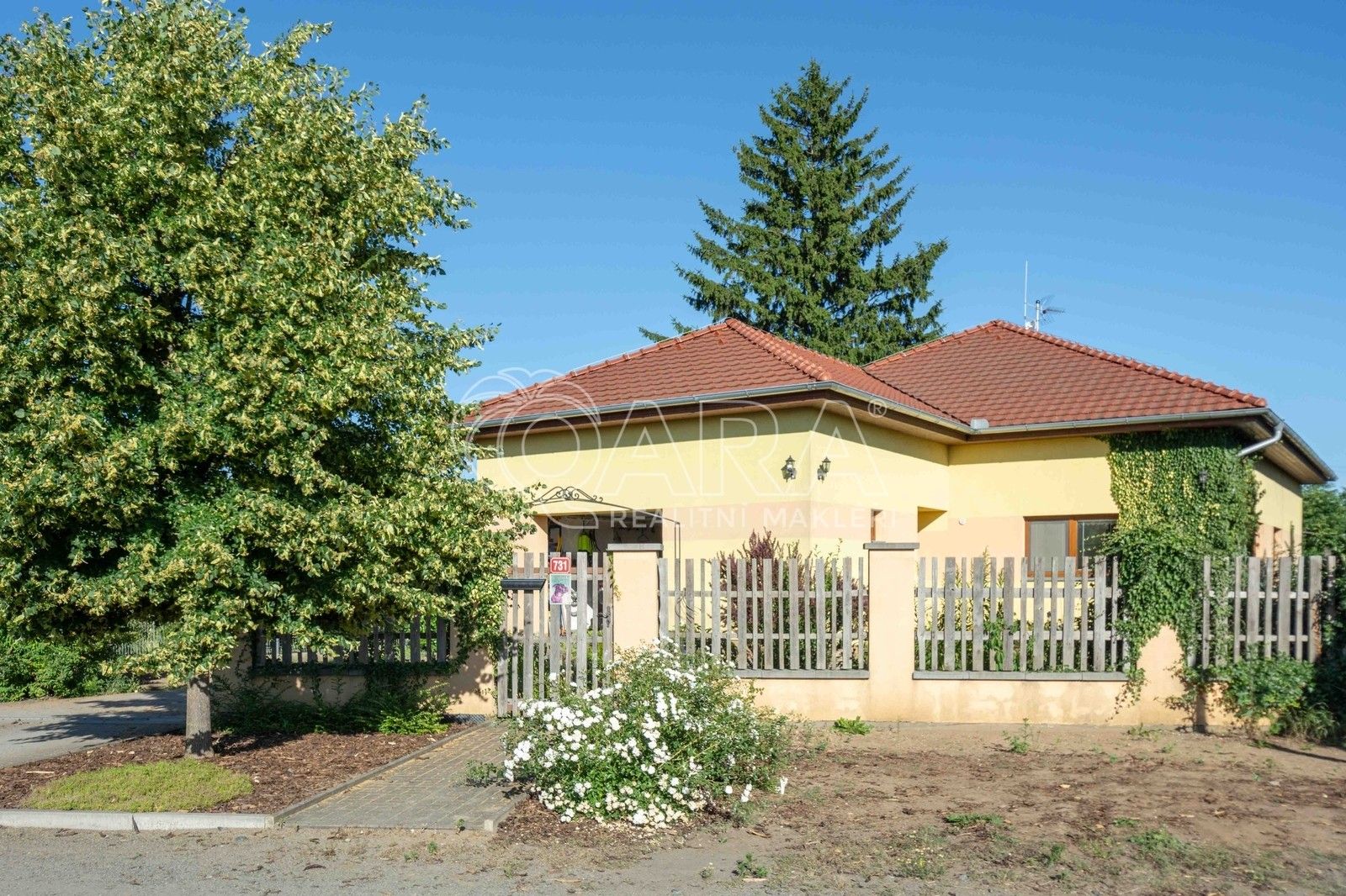 Rodinné domy, Polní, Libiš, 148 m²