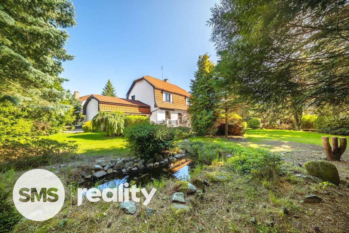 Rodinné domy, Klokočná, 251 64