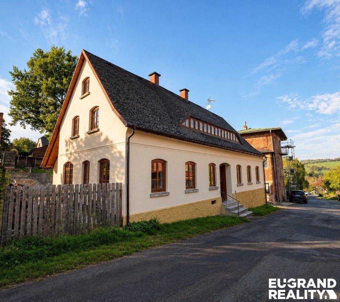 Kuća, 104 m², zemljište 486 m²
