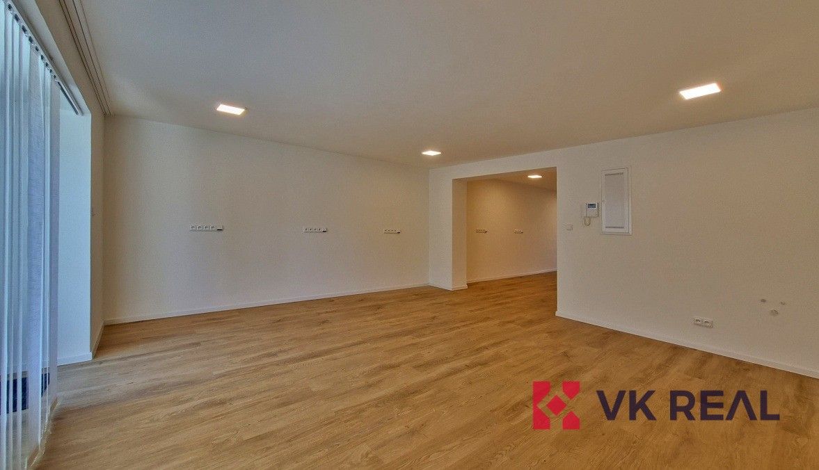 Obchodní prostory · 70 m² · Na moklině, Praha - 4