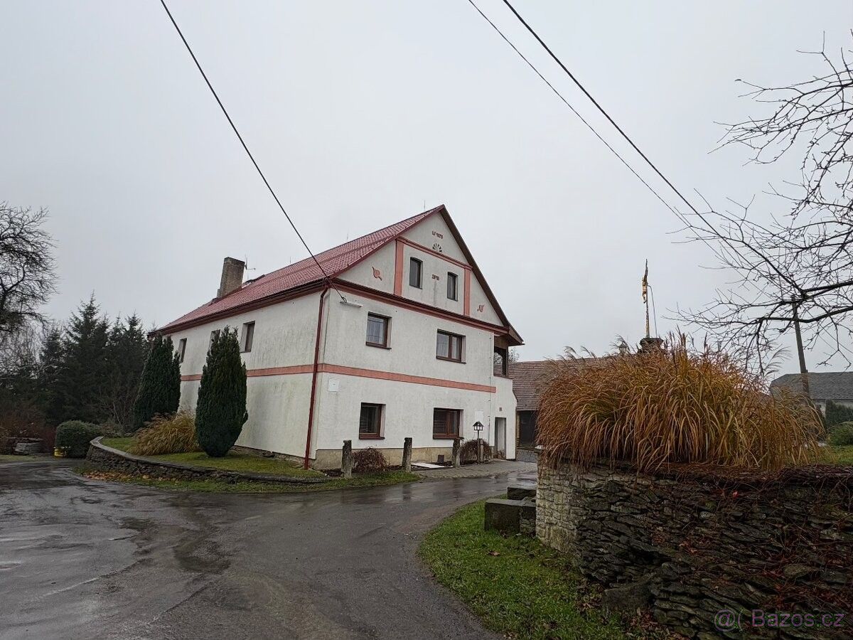 Rodinné domy, Litomyšl, 570 01