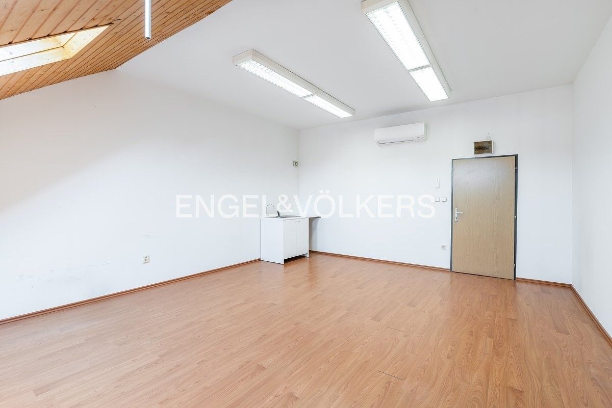 Kancelář · 29 m² · Zahradní 360, Jeneč - 4