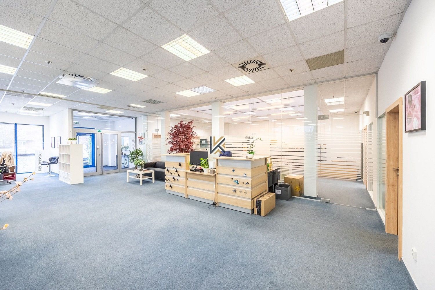 Obchodní prostory · 1 030 m² · Praha - Zličín, okres Praha 17, Hlavní město Praha - 4