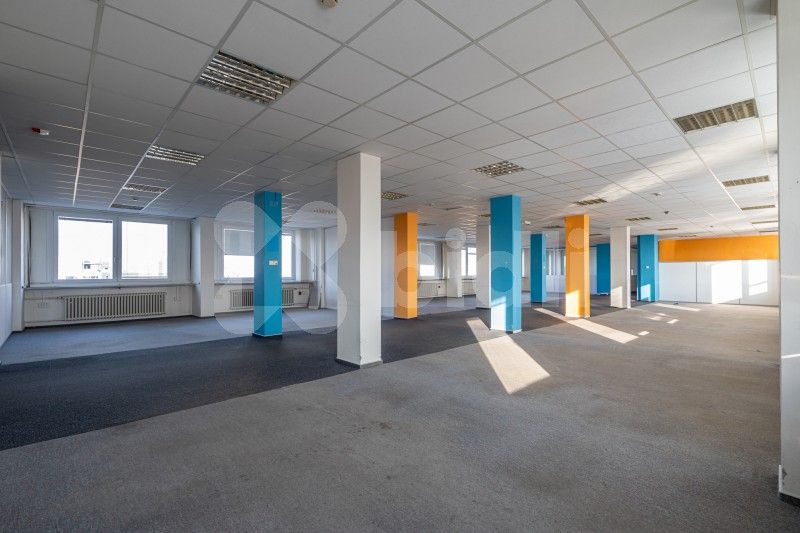 Pronájem kancelář - tř. Kosmonautů, Olomouc, 400 m²