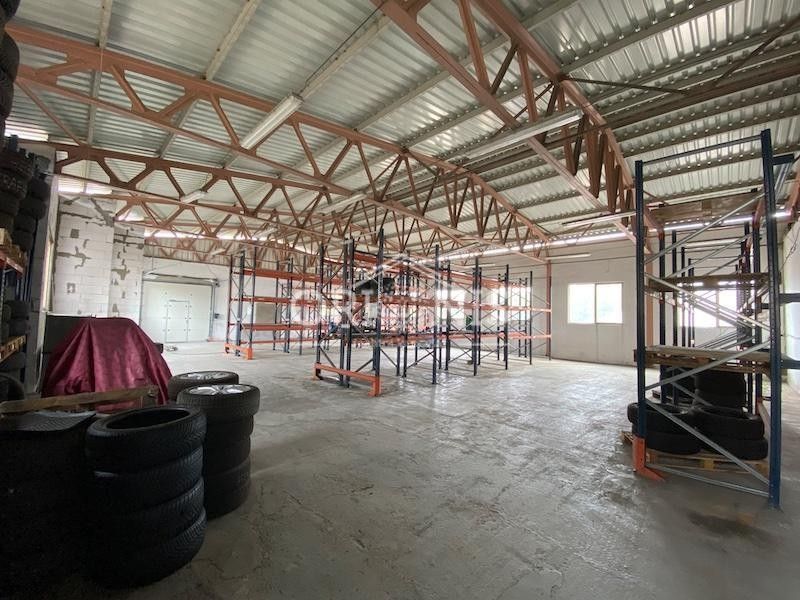 Sklady, Raisova, Chomutov, 335 m² - 2