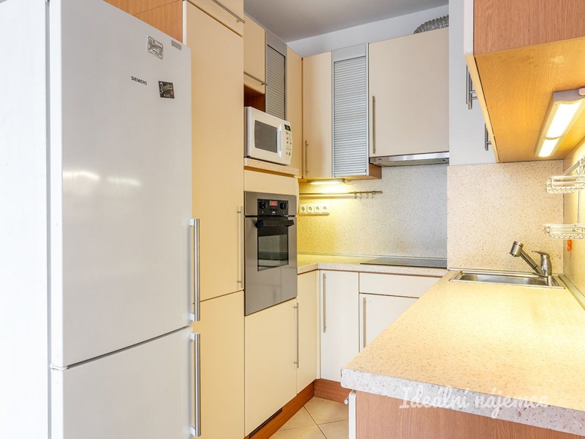 Byt 2+kk · 52 m² · Velenovského, Praha - 4