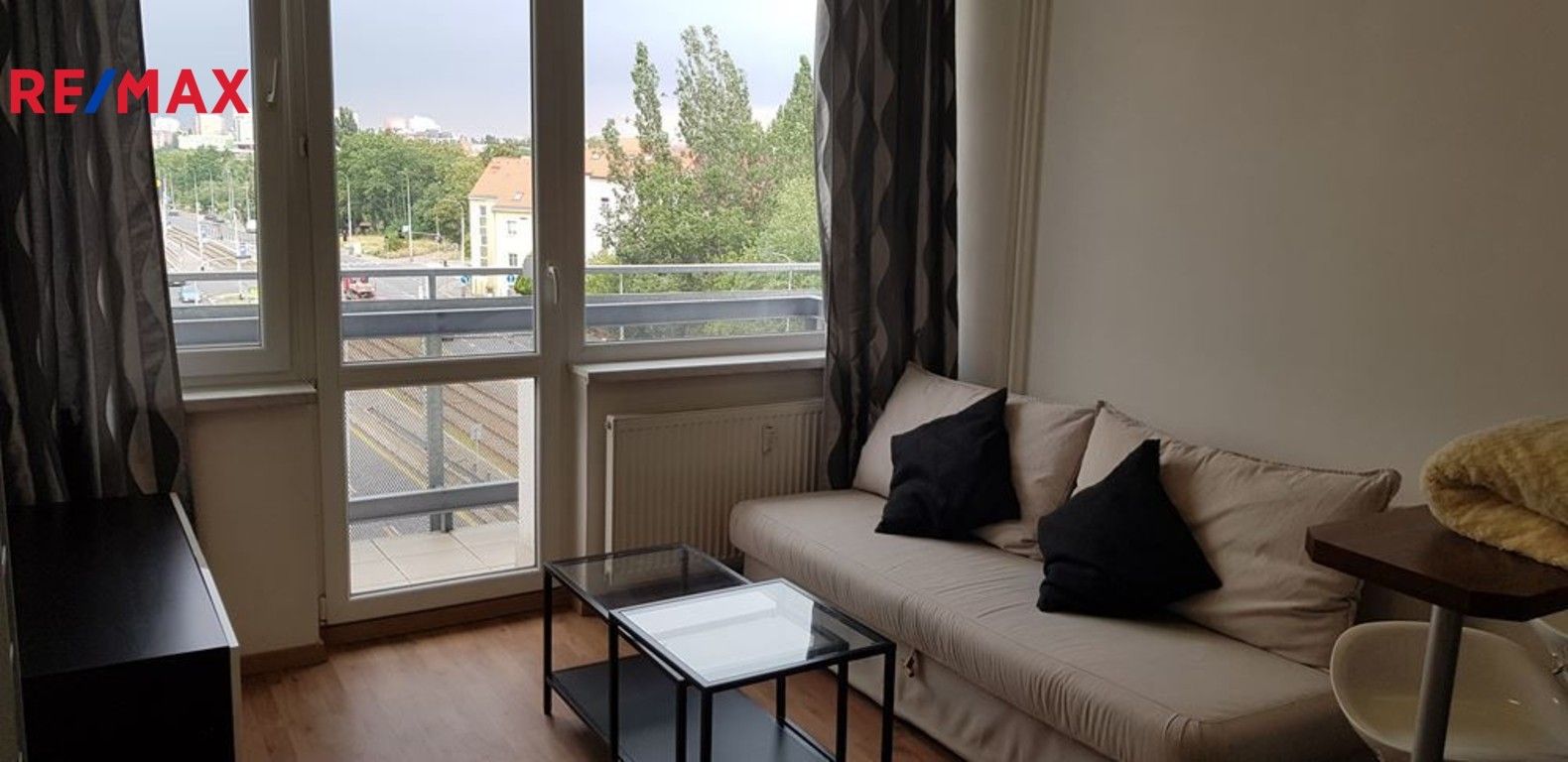 Pronájem byt 1+kk - Hornoměcholupská, Praha, 22 m²
