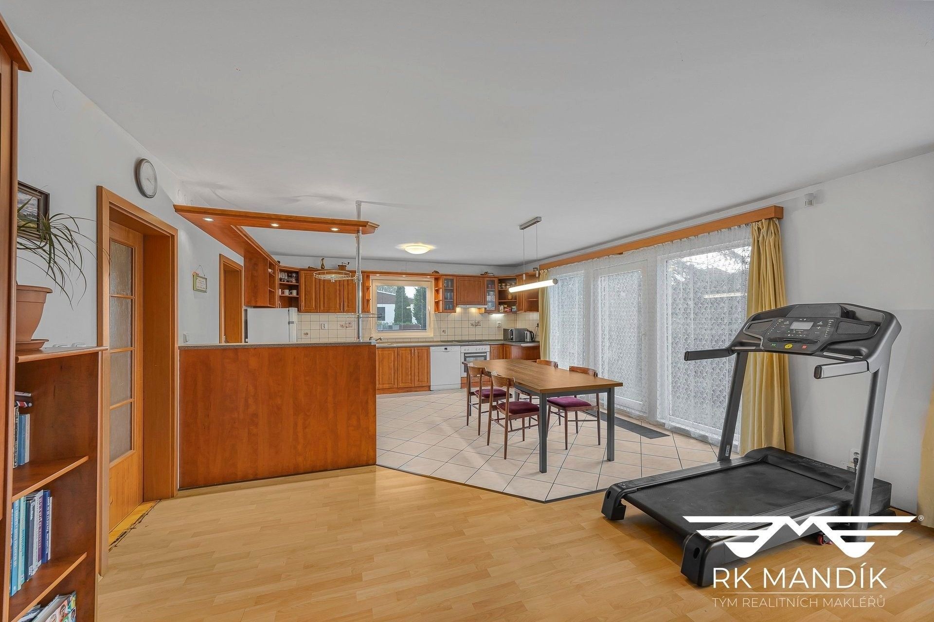 Prodej rodinný dům - Nová Ves, 212 m² - 5