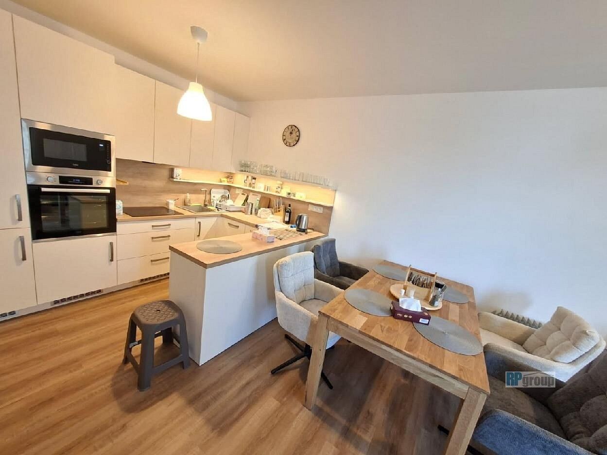 Prodej byt 3+kk - Bohuslava Martinů, Hradec Králové - Pražské Předměstí, 76 m² - 5