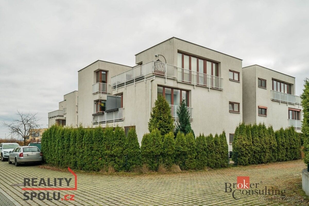 Pronájem byt - Praha, 149 00