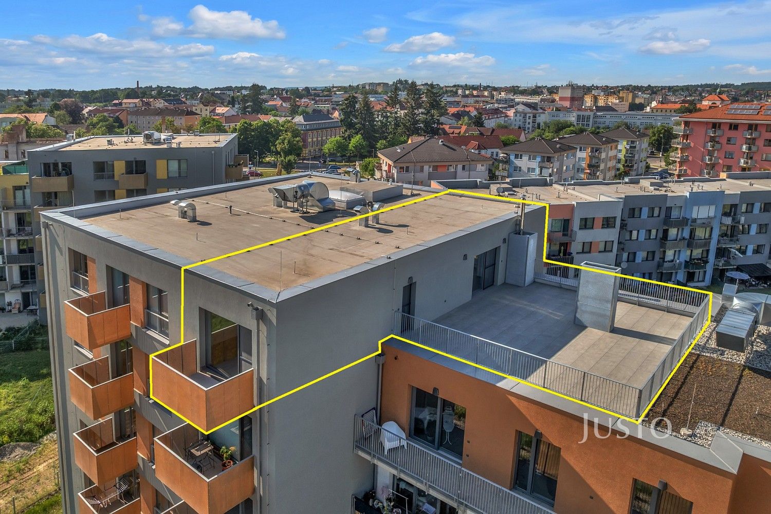3+kk, Benešov, Středočeský kraj, 80 m² - 1
