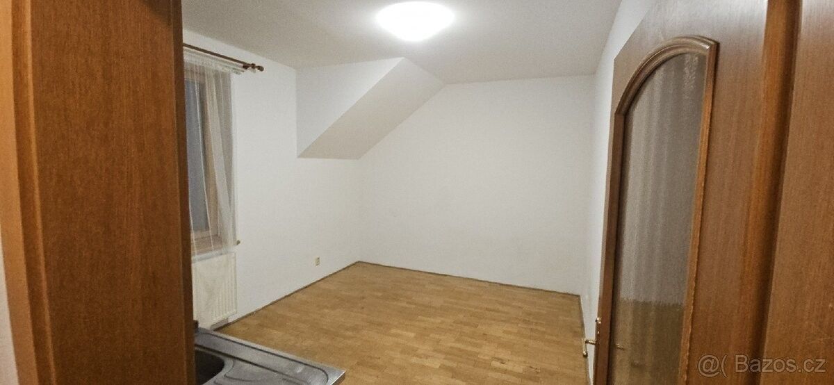 Pronájem byt - Zvole u Prahy, 252 45