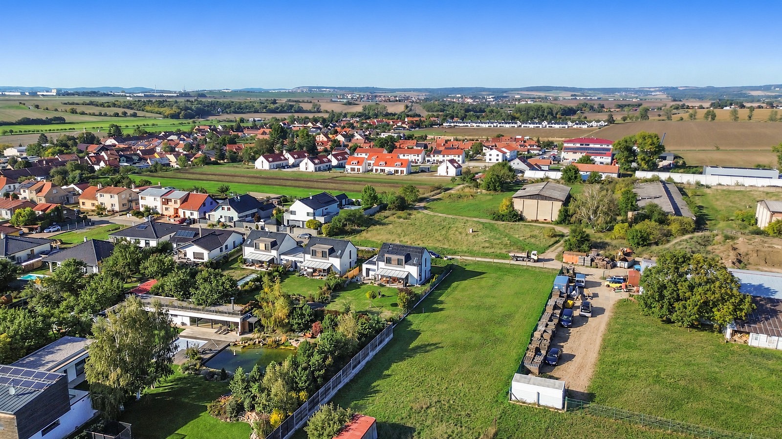 Prodej pozemek pro bydlení - Kobylnice, okres Brno-venkov - 2