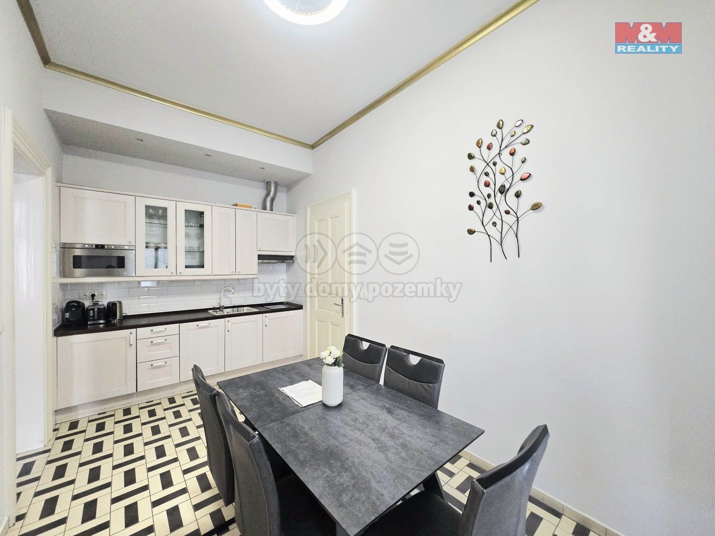 Prodej byt 3+1 - Zborovská, Praha, 89 m²