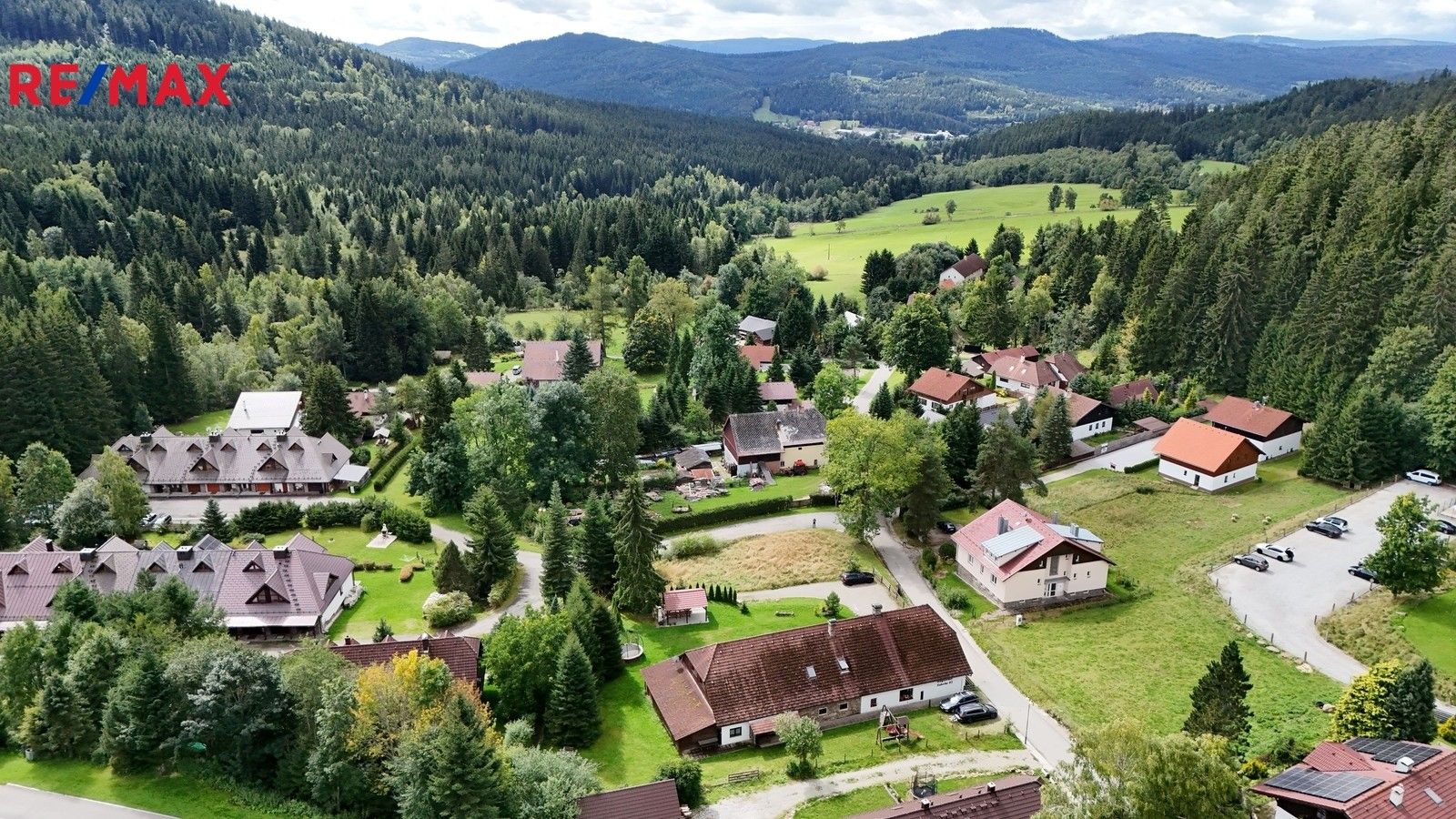 Prodej ubytovací zařízení - Kubova Huť, 700 m²