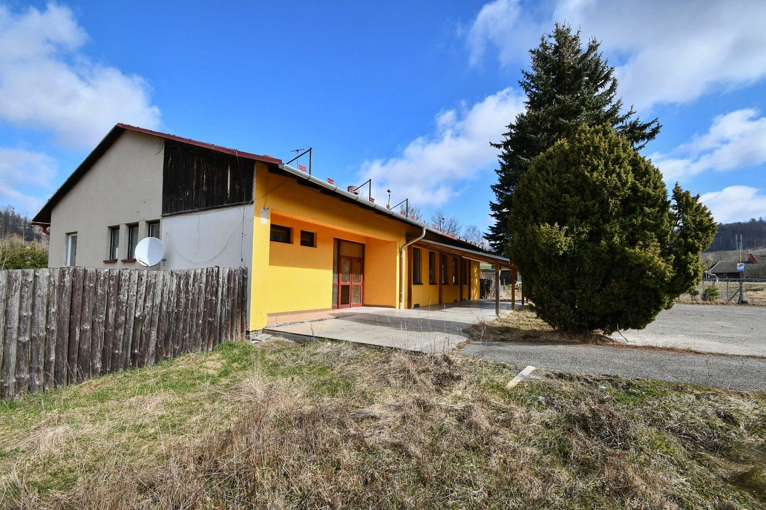 Ubytovací zařízení, Hodonín, okres Blansko, Jihomoravský kraj, 1 415 m² - 1