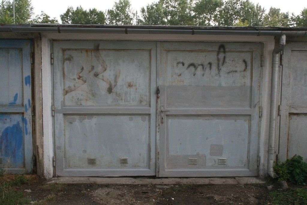Garáže, Brno, 612 00 - 1