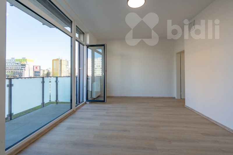 Pronájem byt 2+kk - Americká, Kladno, 41 m²