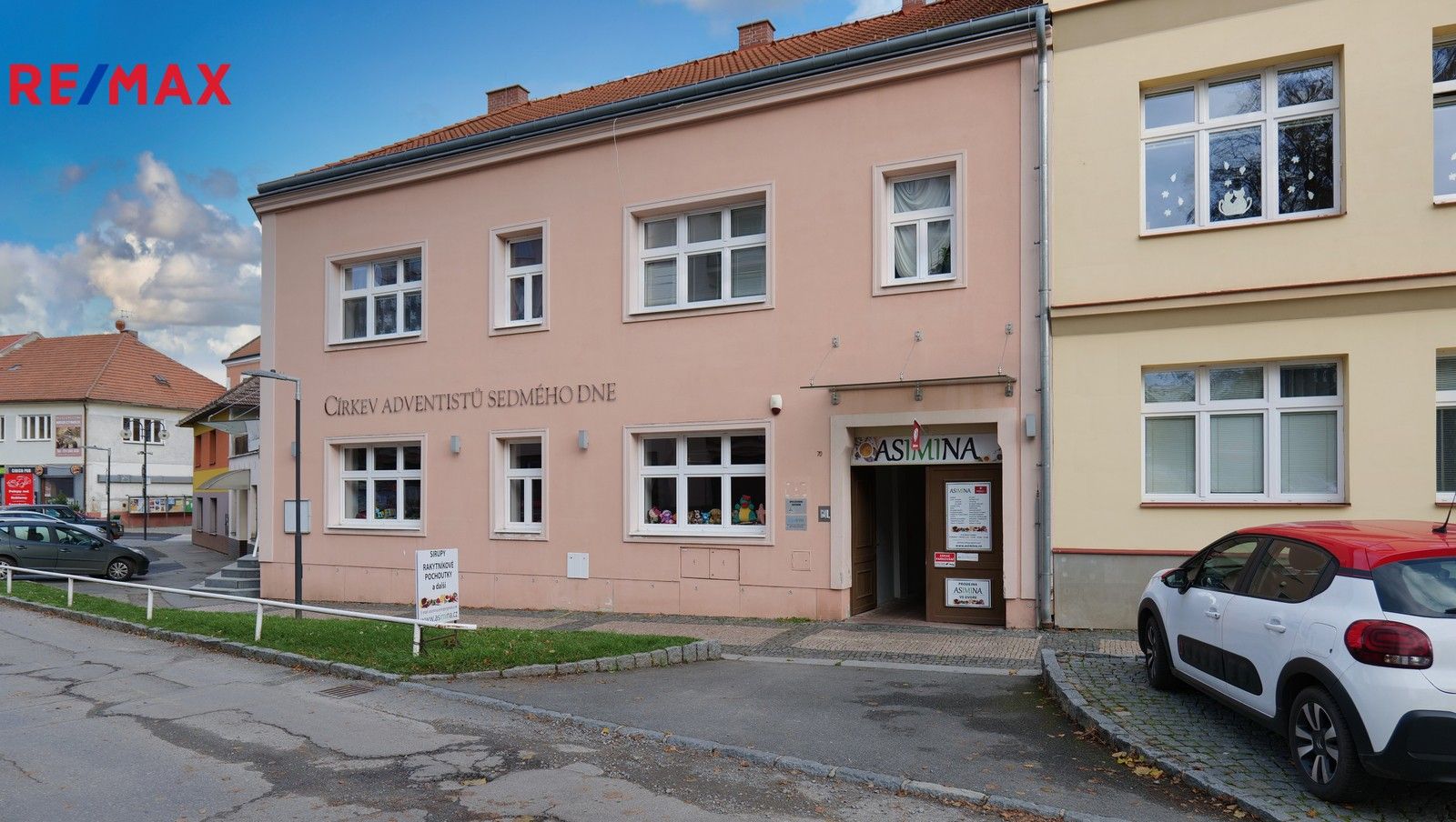 Prodej komerční - Komenského náměstí, Sedlčany, 526 m²