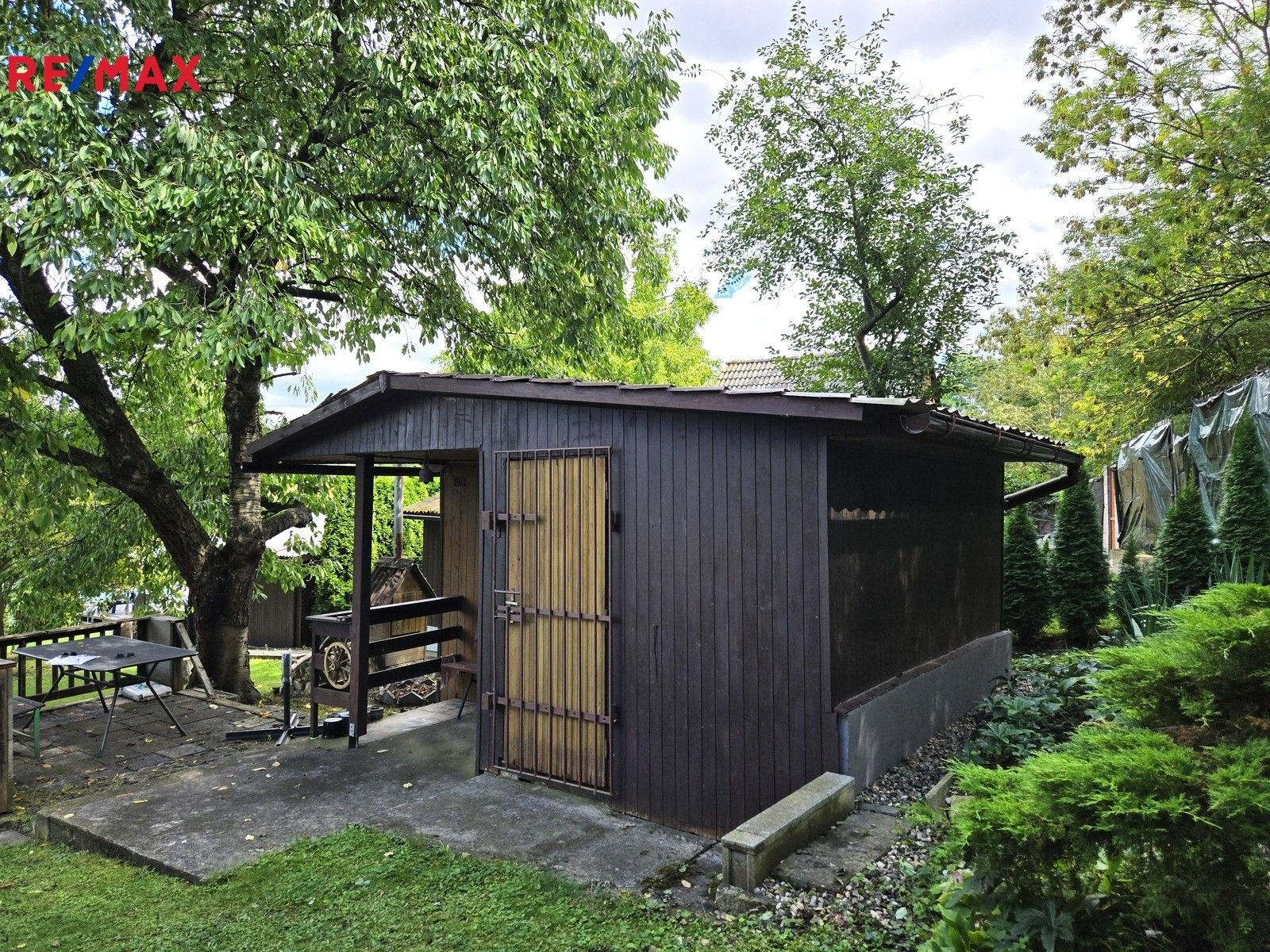 Zahrady, Černčice, 650 m²