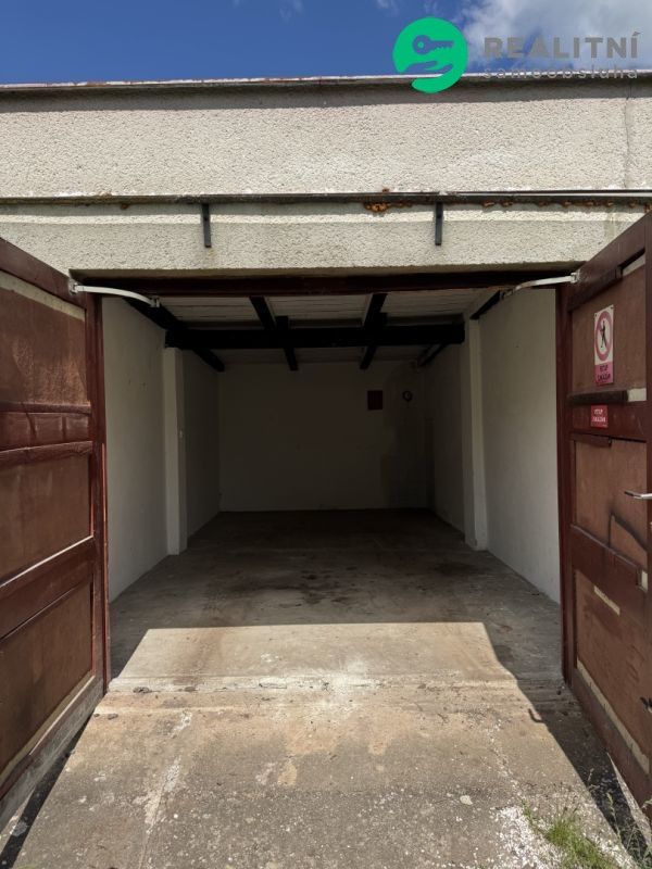 Garáže, Broumov, 24 m² - 1