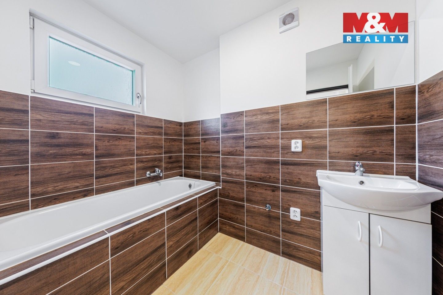 Pronájem byt 3+kk - Dasnice, 55 m²