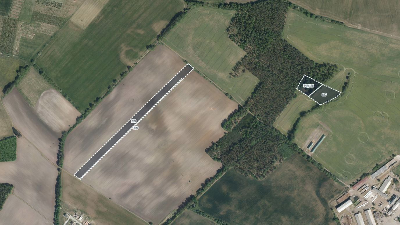 Zemědělské pozemky, Neratov