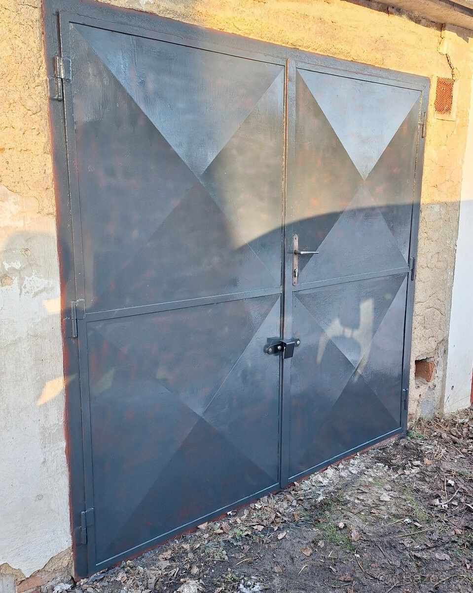 Garáže, Havlíčkův Brod, 580 01