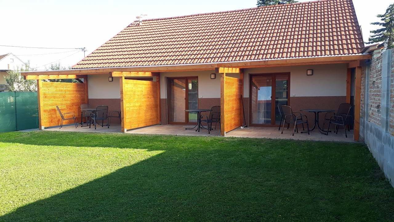 Chaty, Lednice - Lednice na Moravě, Jihomoravský kraj - 2