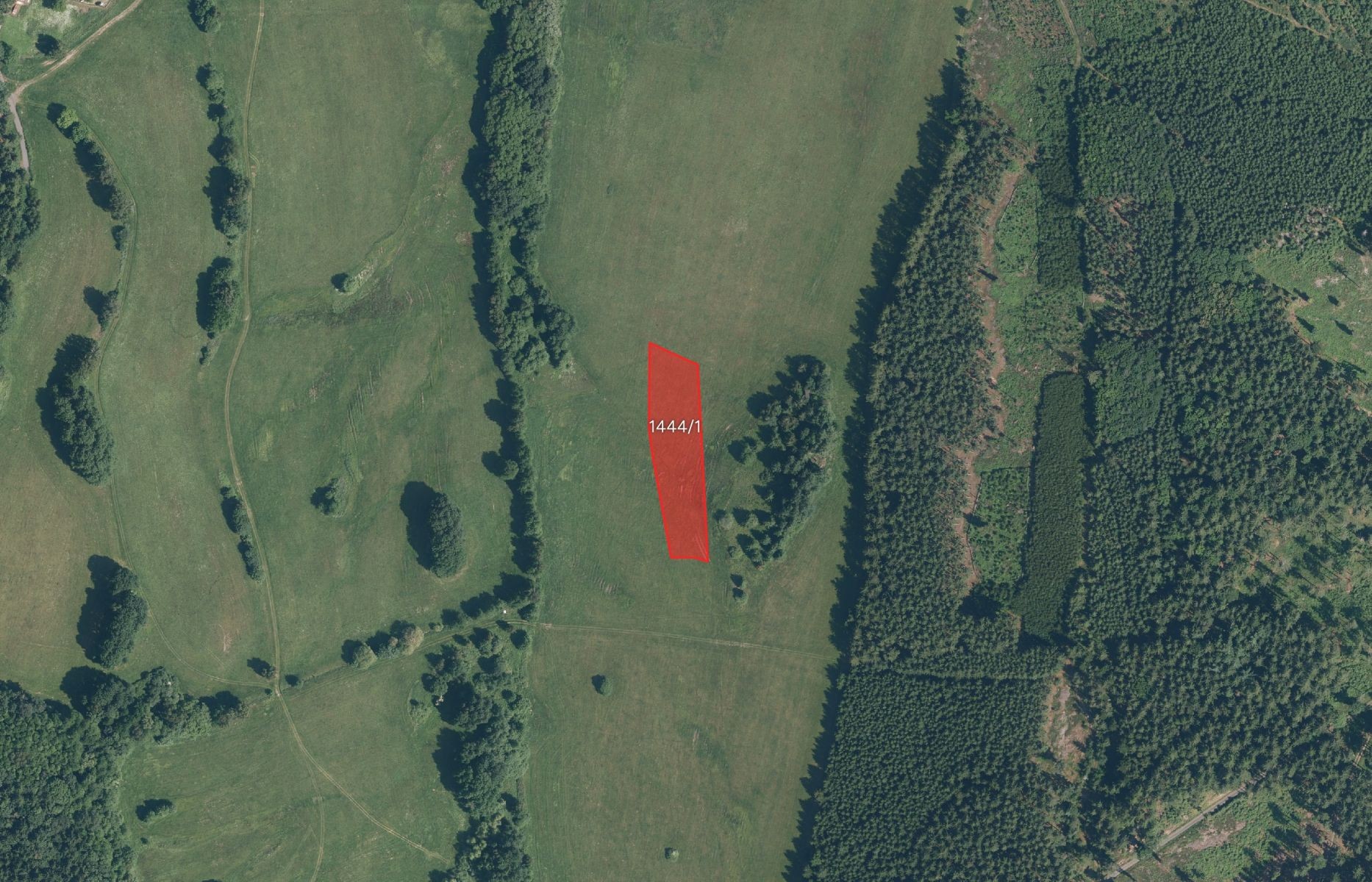 Louka, 4 326 m²