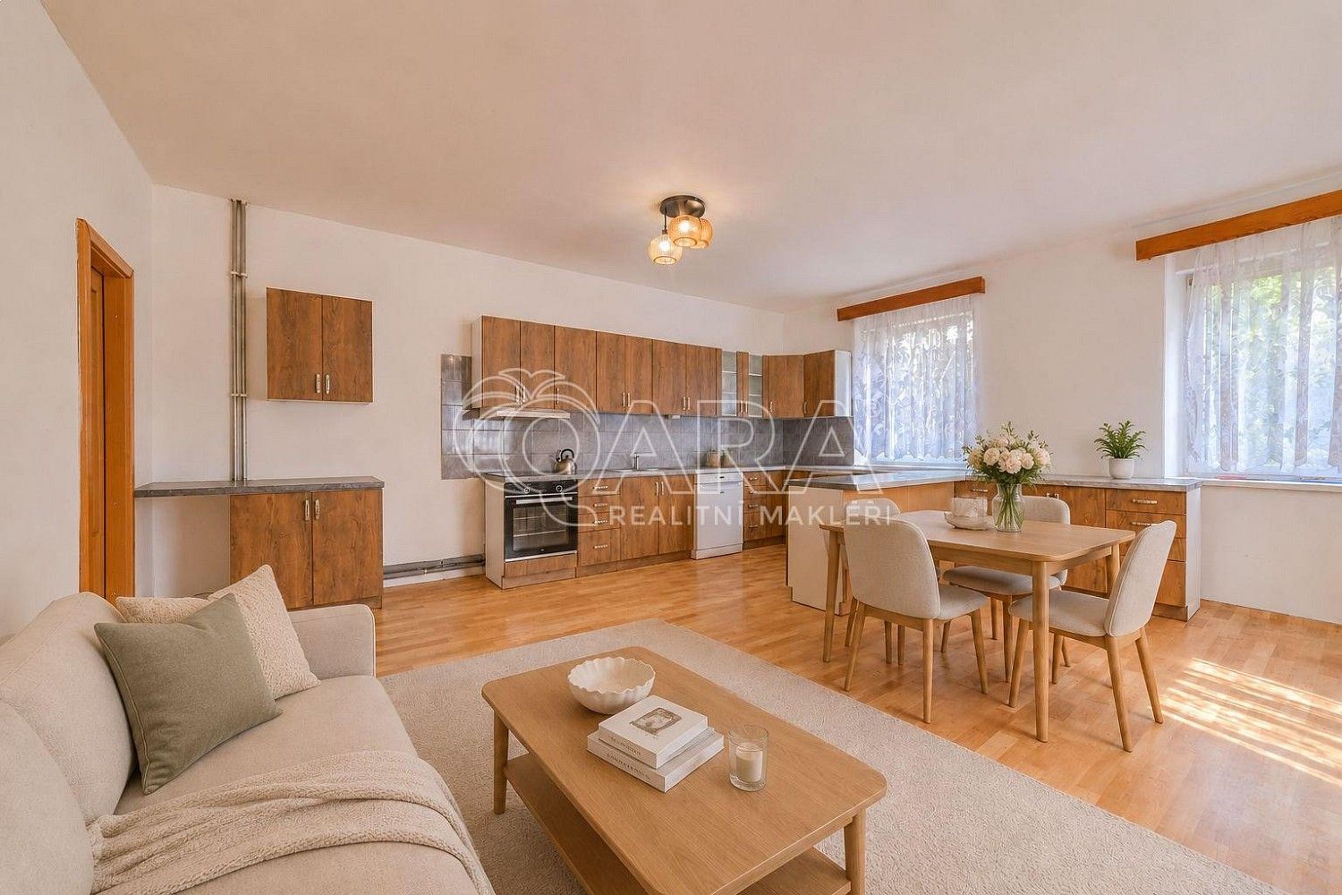 Prodej rodinný dům - Podhradí, okres Cheb, 306 m² - 5