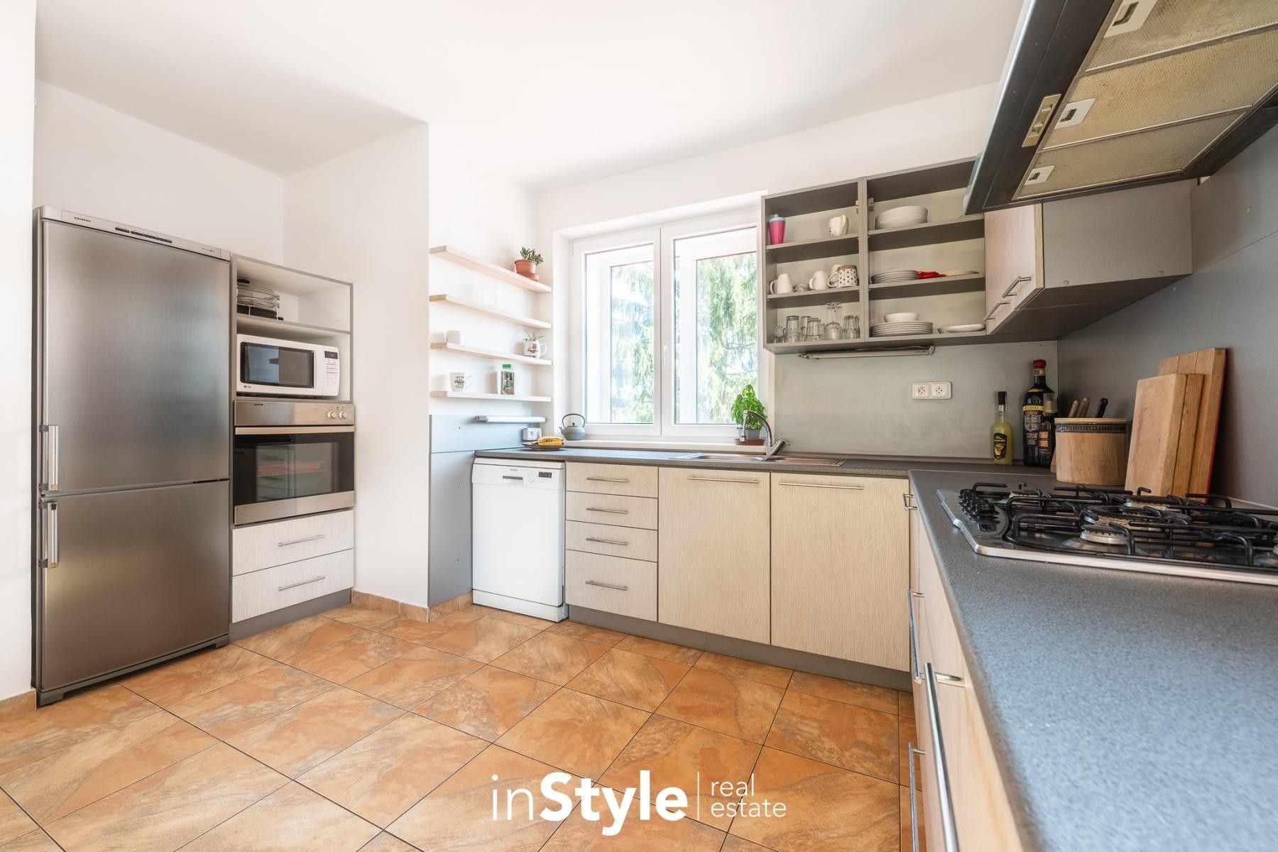 Prodej rodinný dům - Tupesy, 210 m² - 5