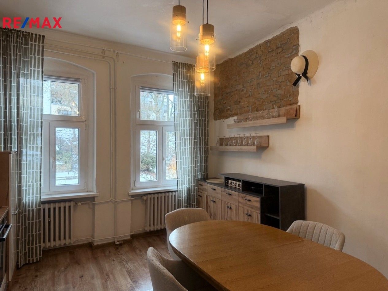 Prodej byt 4+1 - Vyšehradská 718, Karlovy Vary, 104 m²