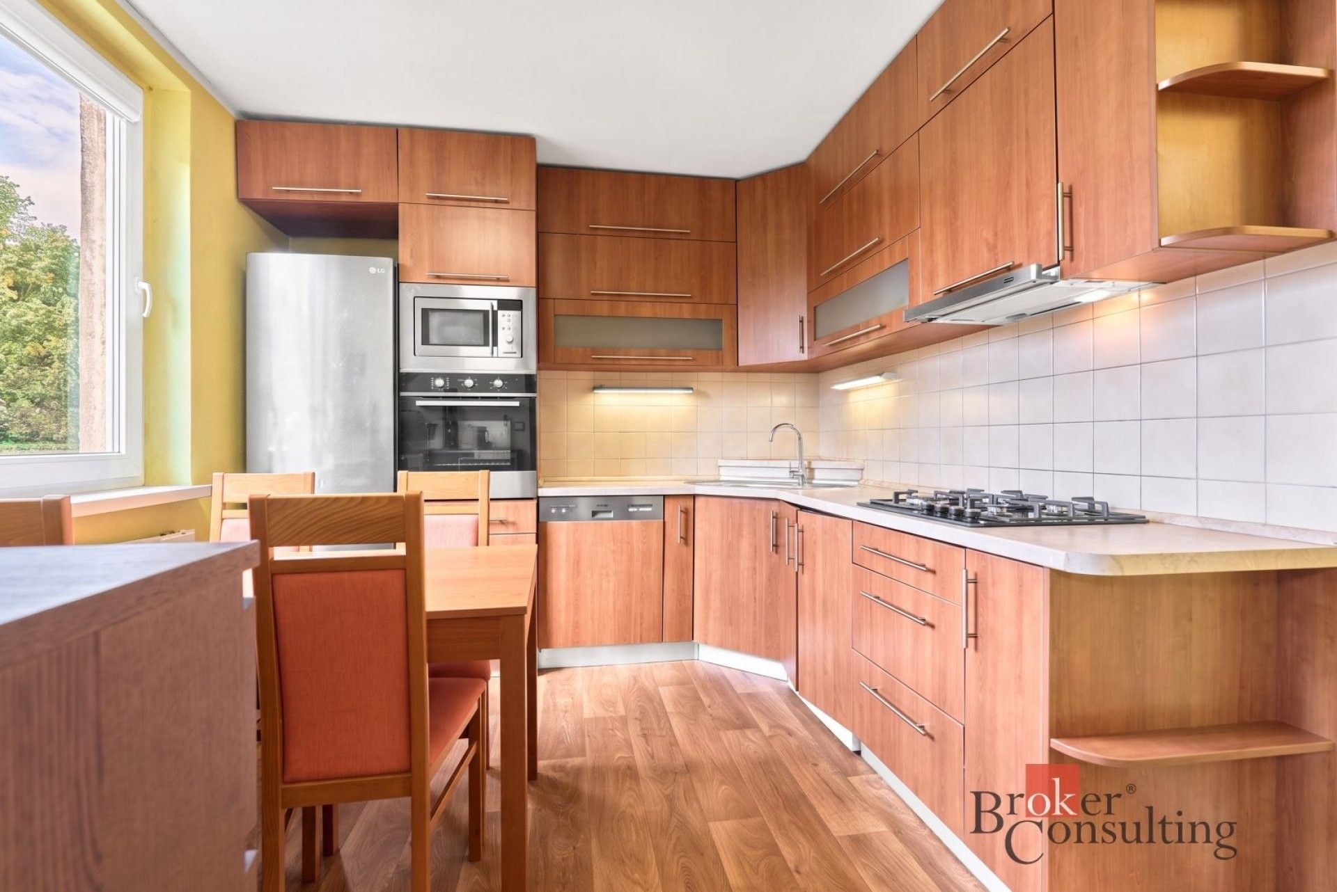 4+1, Lidické nábřeží, Sokolov, 79 m² - 1