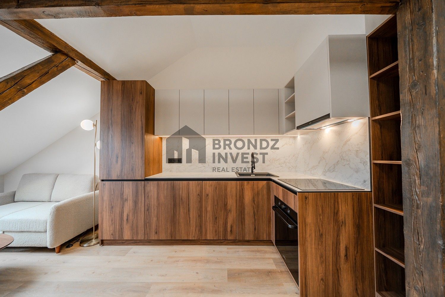 Byt 2+kk · 68 m² · Praha, Hlavní město Praha - 3