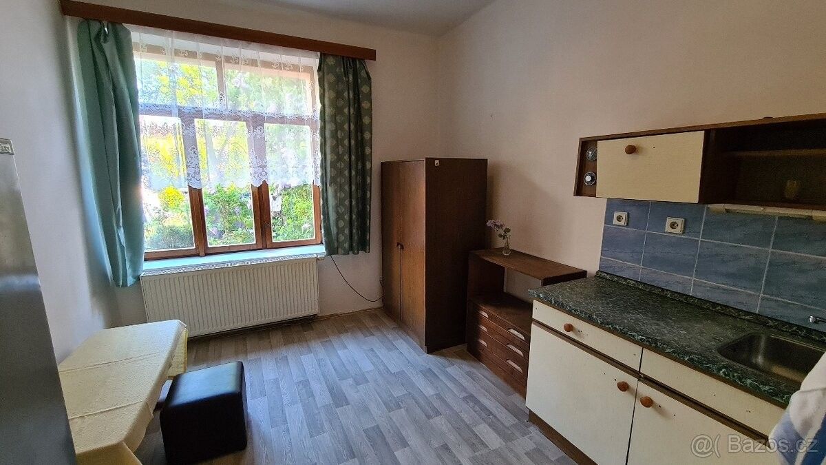 Pronájem byt 1+kk - Pardubice, 530 02, 20 m²