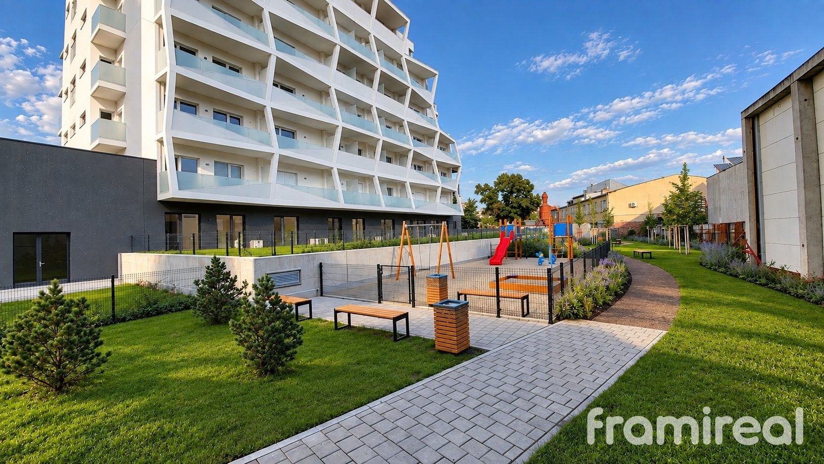 1+kk, Komárovská, Brno, 38 m² - 1
