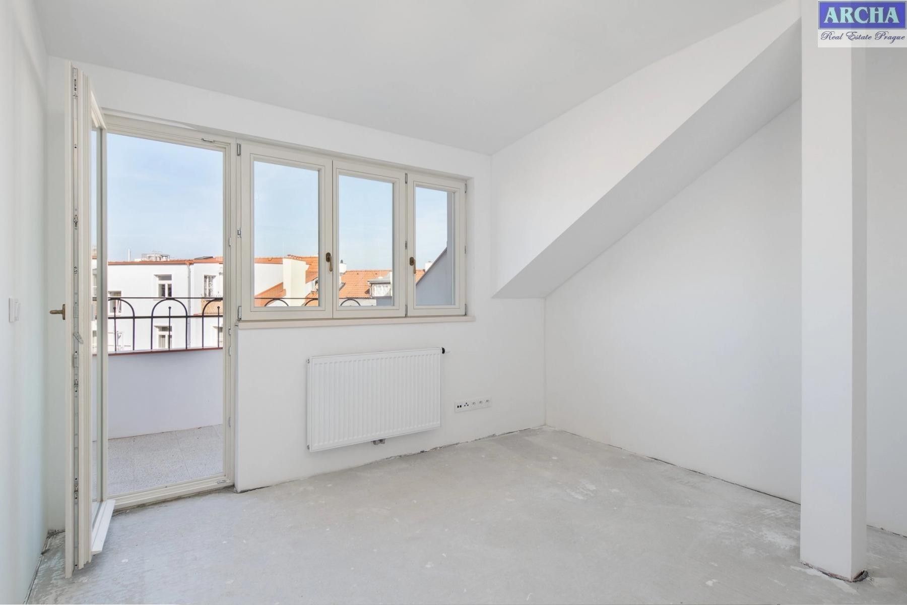 3+kk, Korunovační, Praha, 98 m²