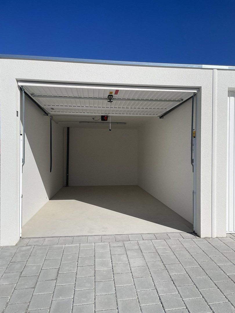 Garáž · 18 m² · , Bádensko-Württembersko - 3