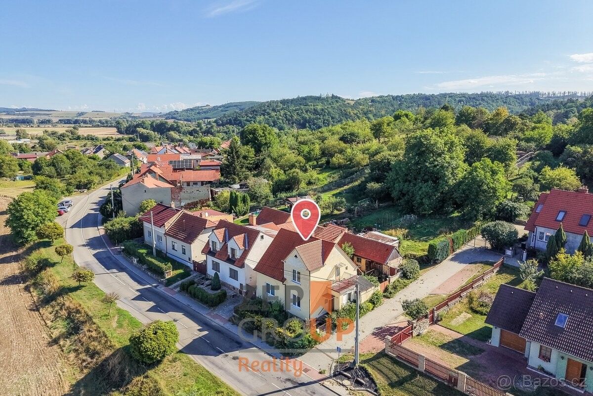 Rodinné domy, Skalice nad Svitavou, 679 01 - 1