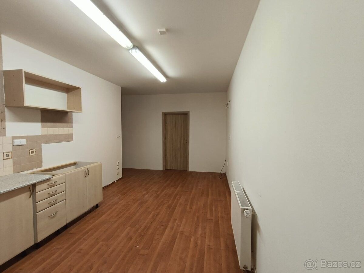 Pronájem byt - Hanušovice, 788 33