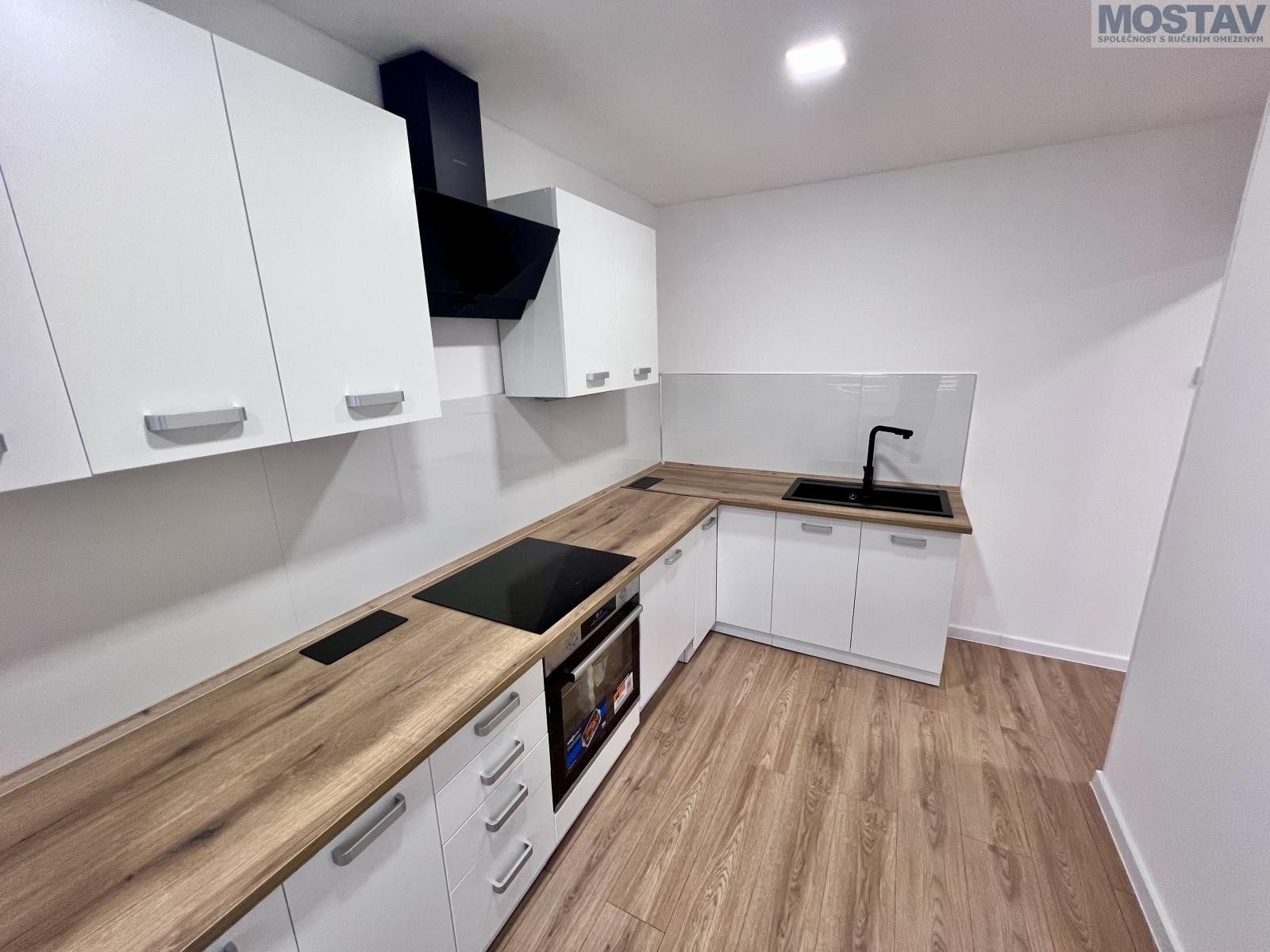 Prodej byt 3+1 - Josefa Ševčíka, Most, 68 m²