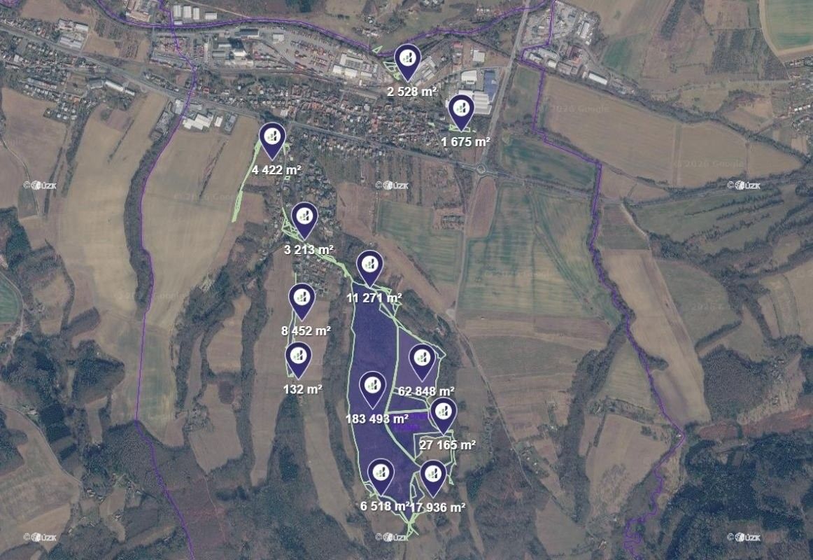 Lesy, Lípa, 3 746 m² - 1