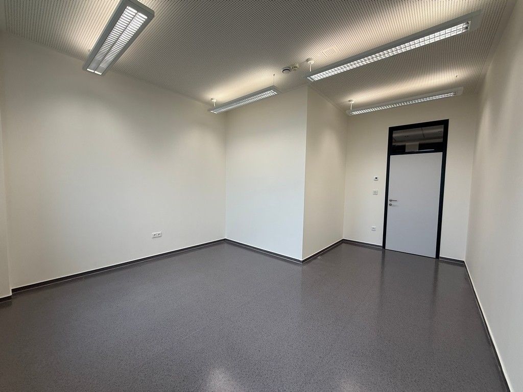 Pronájem kancelář - Brno, 619 00