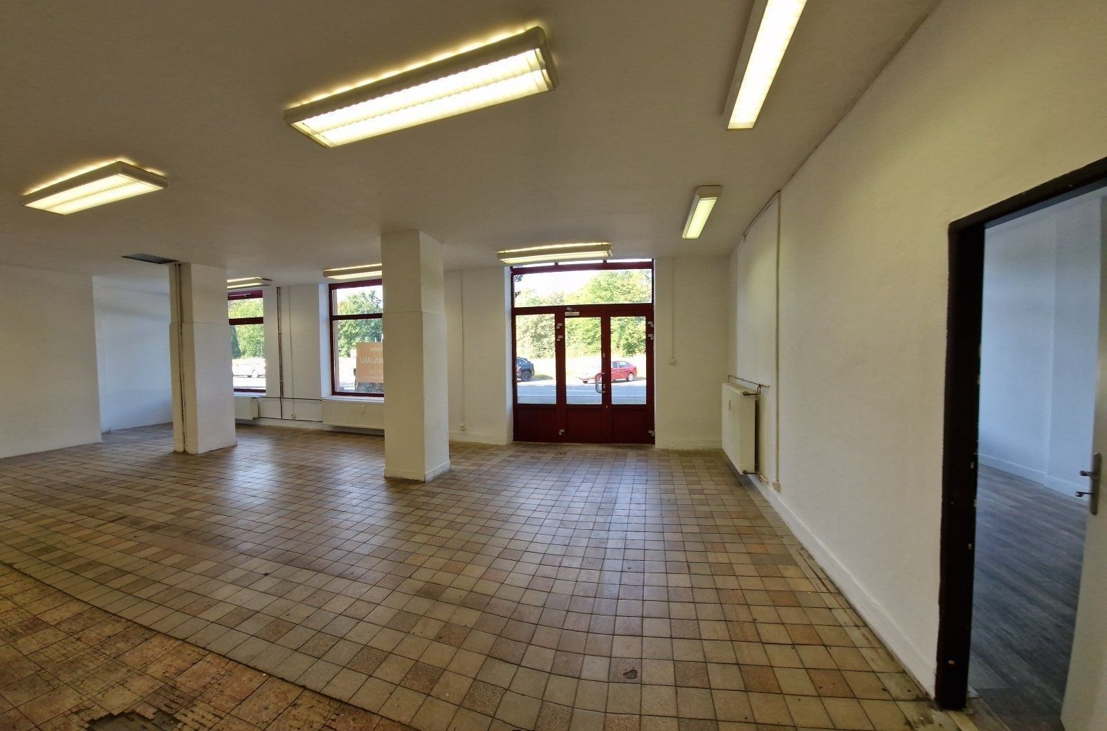 Pronájem obchodní prostory - Na Nábřeží, Havířov - Havířov-město, Moravskoslezský kraj, 181 m² - 5