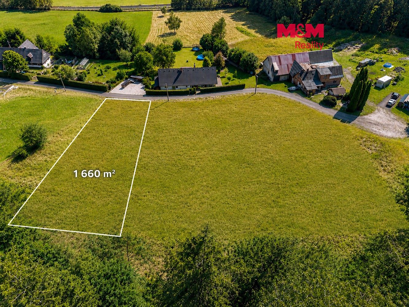 Pozemek pro bydlení, 1 660 m²