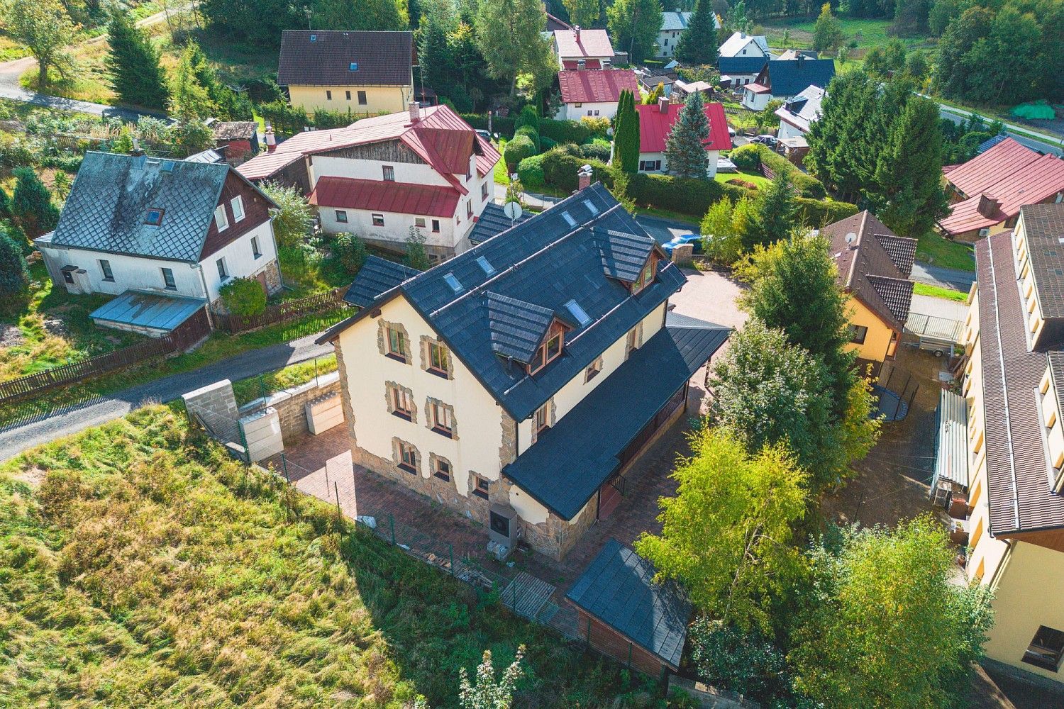 Rodinné domy, Železná Ruda, okres Klatovy, Plzeňský kraj, 337 m² - 1