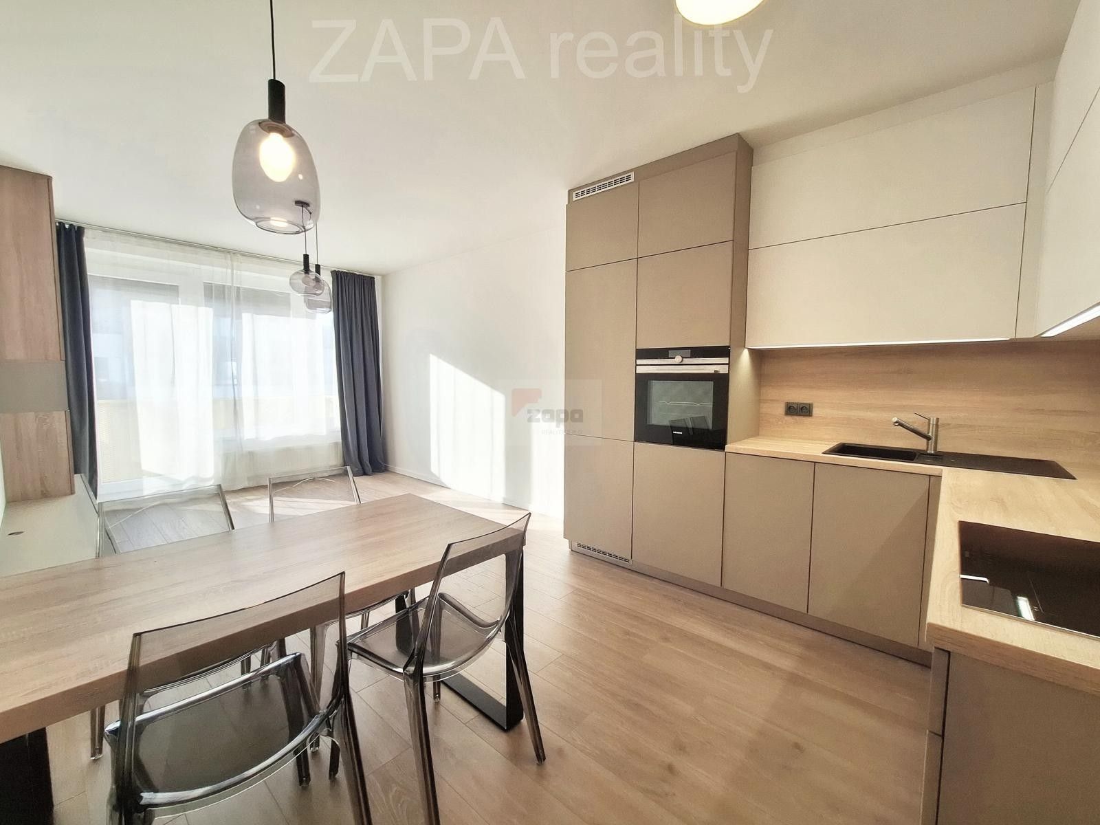 Pronájem byt 2+kk - Honzíkova, Praha, 57 m²