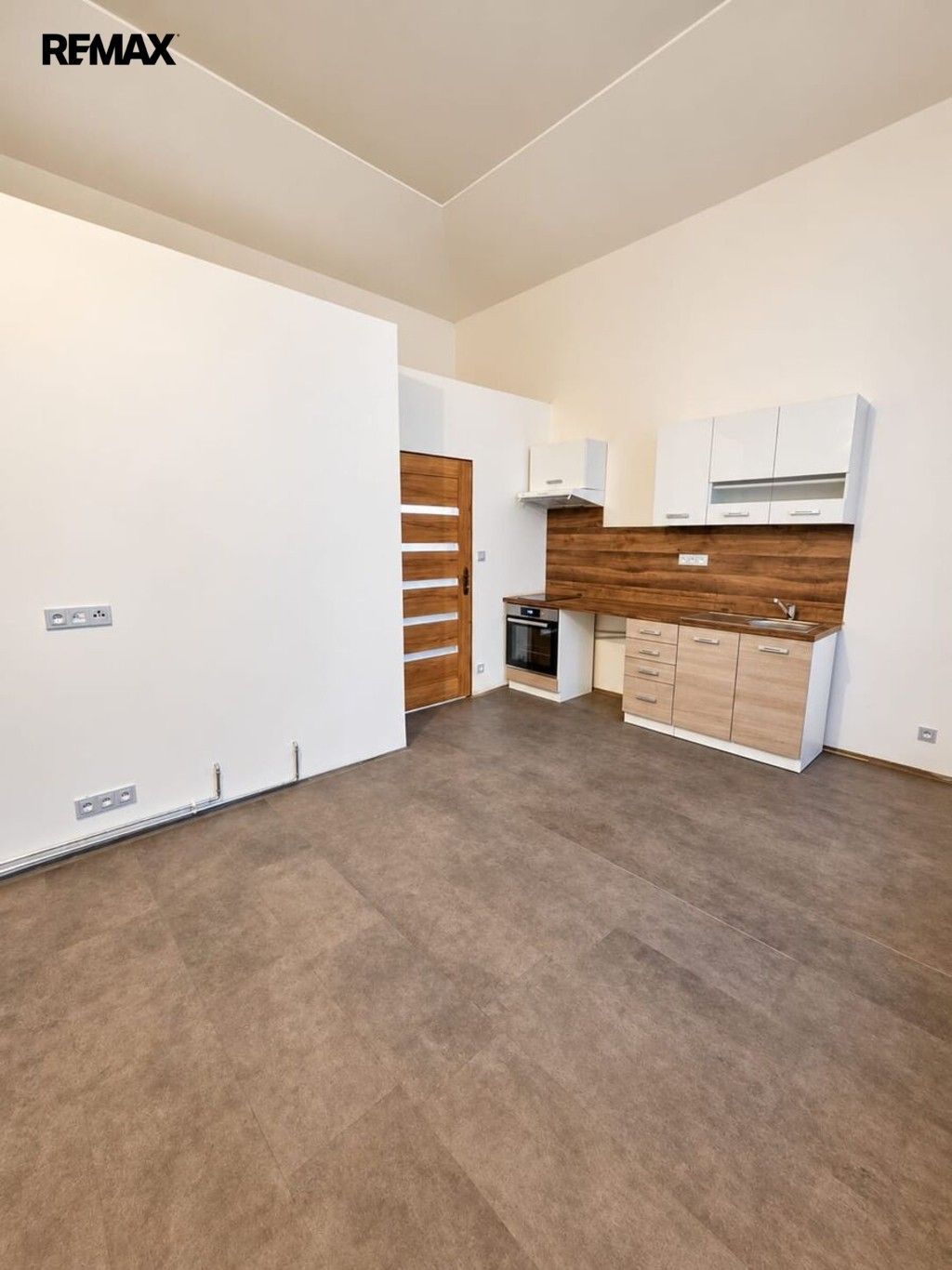 1+kk, Míru 30, Duchcov, 22 m² - 1