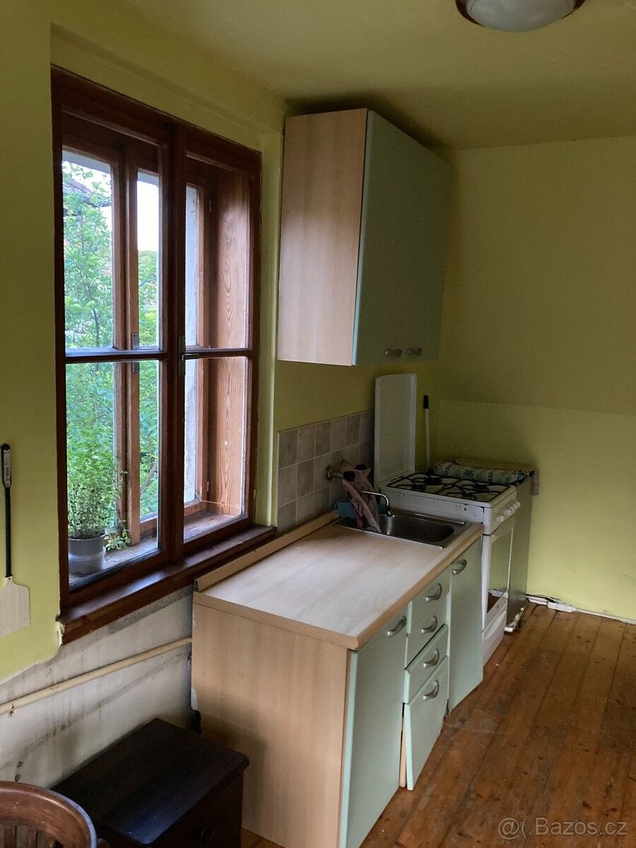 Pronájem byt - Praha, 160 00